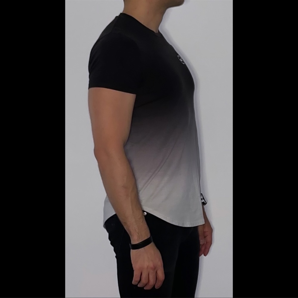 T-SHIRT - Picture 2 of 3